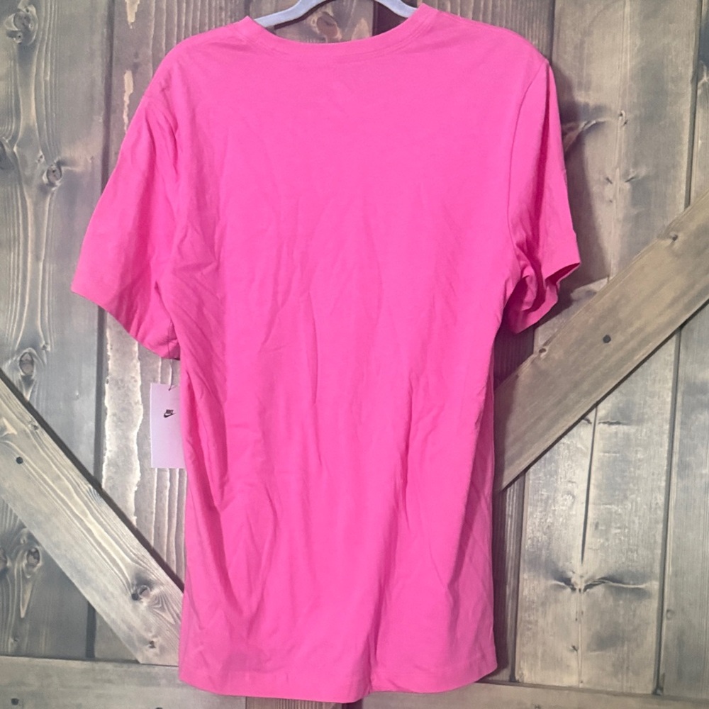 Nike Men's Short Sleeve Tee in Bright Pink - Picture 4 of 5